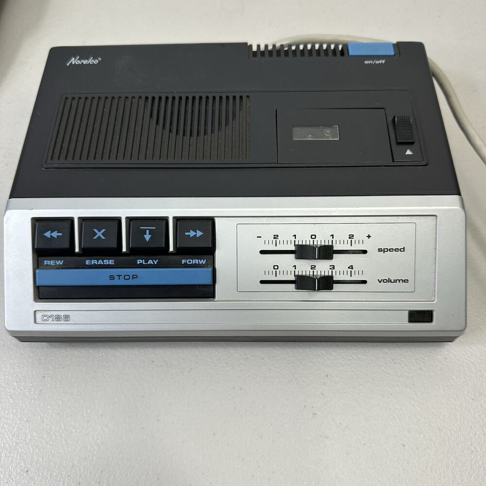 Norelco Dictation Equipment 0186 Machine Only, Functions. Not Tested W/cassette